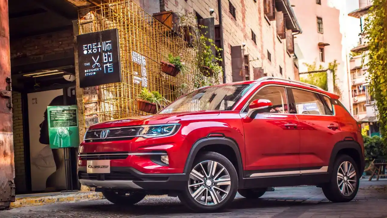 10 Best Chinese Car Brands In UAE
