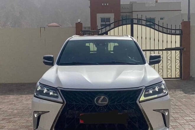 للبيع لكزس استيشن LX570S