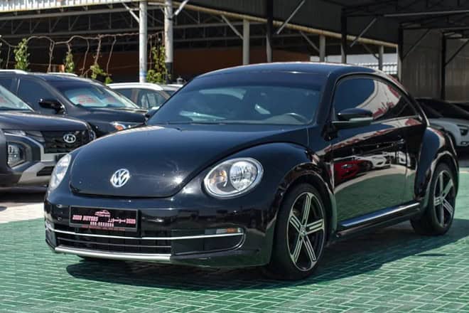 Sale VOLKSWAGEN BEETLE 2014