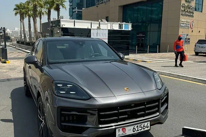 Sale 2024 Porsche Cayenne  