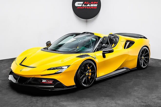 Sale Ferrari SF90 Spider Assetto Fiorano