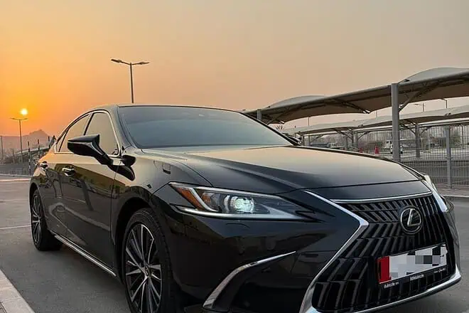 For Sale 2023 Lexus ES350 Platinum – GCC