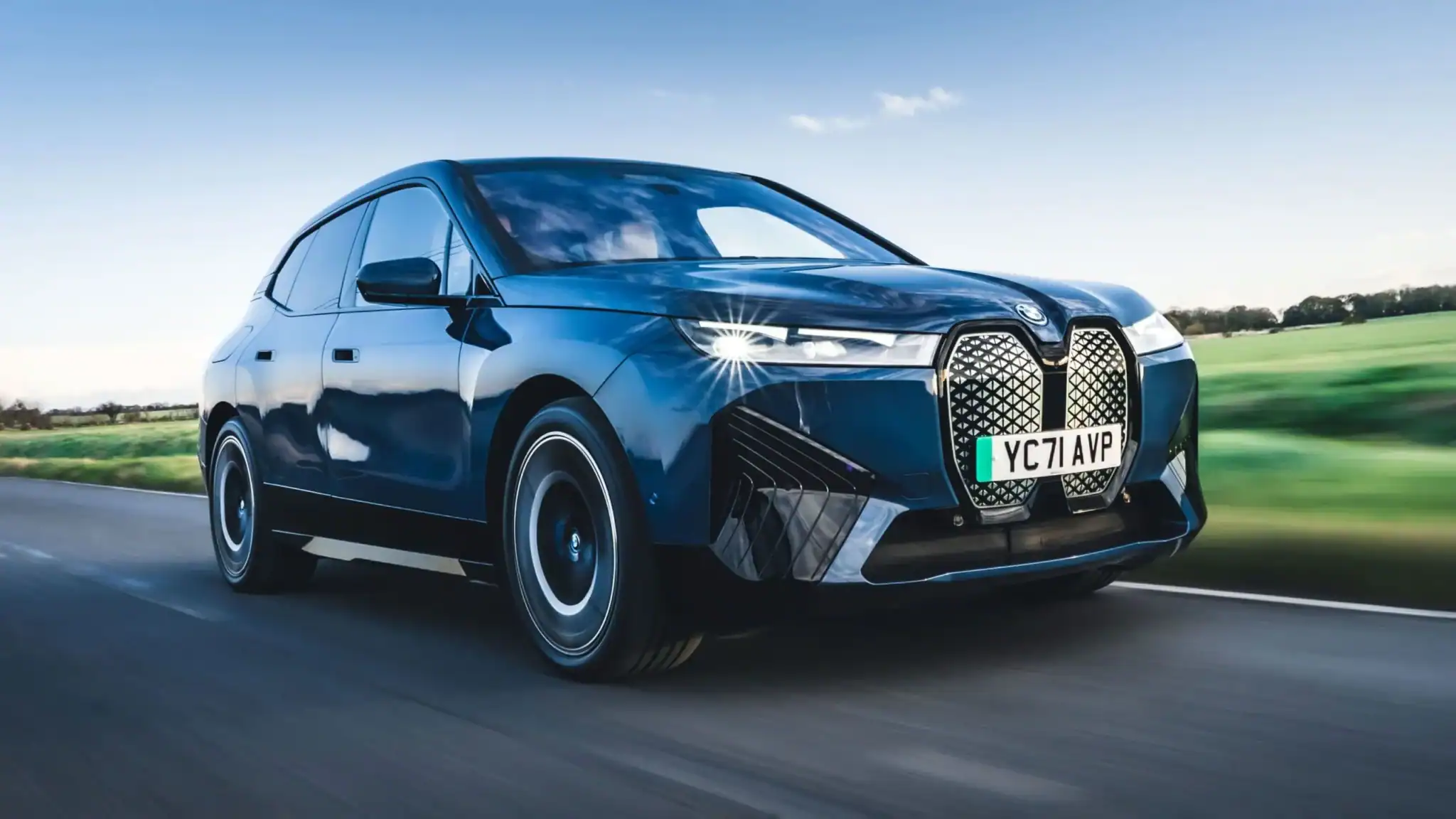 top 5 electric cars in uae
