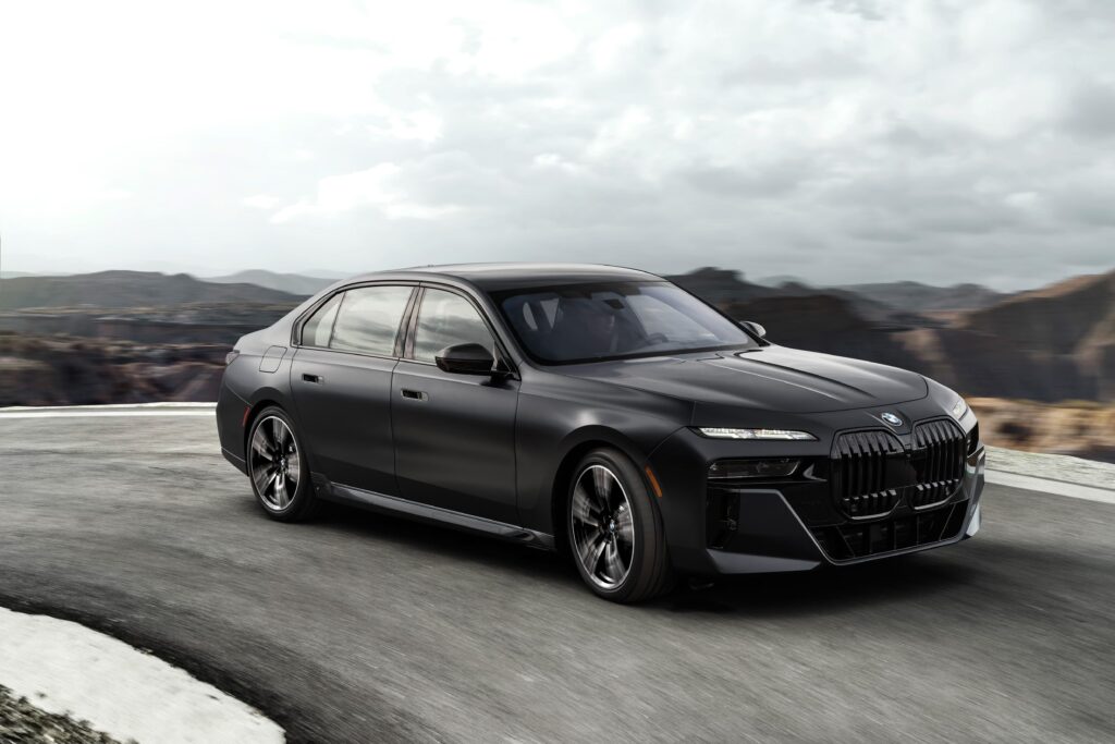 BMW 7 Series (Flagship Sedan)