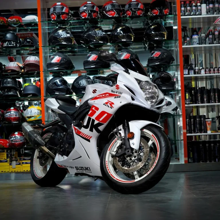 2020 Suzuki Bikes SUZUKI GSX-S