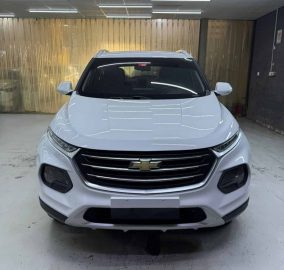 Chevrolet Groove | 2023 | Excellent Condition ???? AED 39,000 Key Details • Odometer: 41,000 km • Specification: GCC • Year: 2023 • Price: AED 39,000 • Location: Sharjah, Muwailah Contact Us ???? Call: +971 555529432 ???? Email: sajid.nazir11@gmail.com ???? Location: Sharjah – Muwailah ⏰ Showroom Hours: 9:00 AM – 10:00 PM (Daily) Description The 2023 Chevrolet Groove combines a sporty design with practicality, making it an ideal compact SUV for city driving and family use. With only 41,000 km, this GCC-spec model is in excellent condition and offers a balance of comfort, fuel efficiency, and modern technology. A great choice for buyers looking for reliability at an affordable price. Similar Listings ???? Used Chevrolet Groove for Sale in Dubai