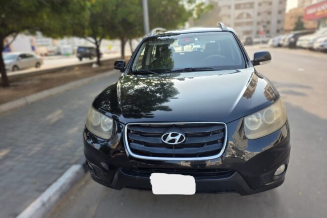 Sale Hyundai Santa Fe 2.4L 4WD 2012