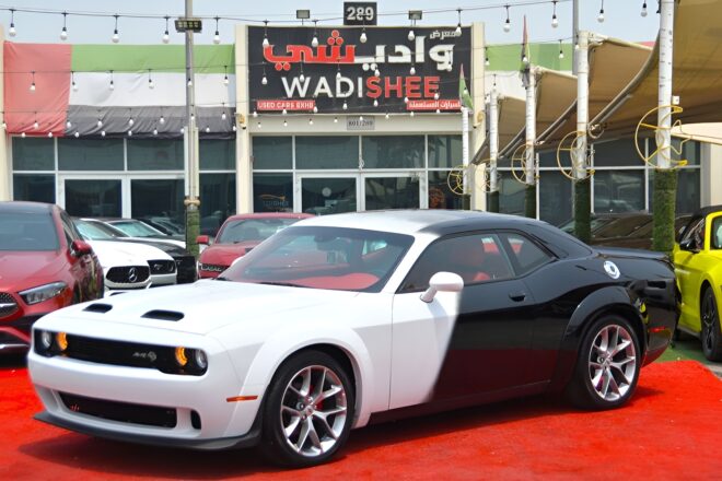 For Sale 2022 Dodge Challenger GT in Sharjah