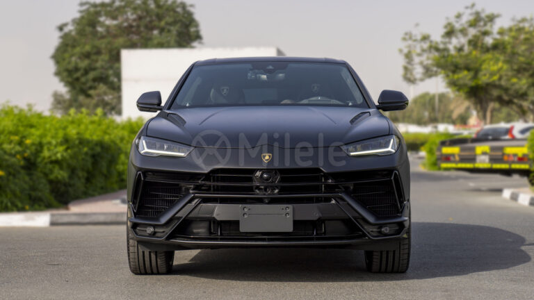 2023 Lamborghini Urus Super SUV