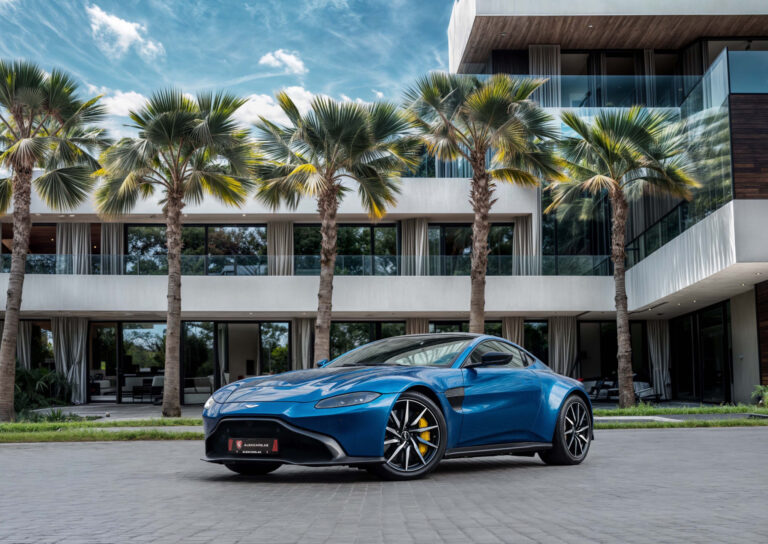 2020 Aston Martin Vantage V8 Luxury Sports Coupe