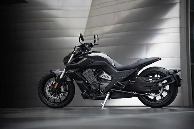 Benda LFC 700 PRO Bike For Sale Dubai